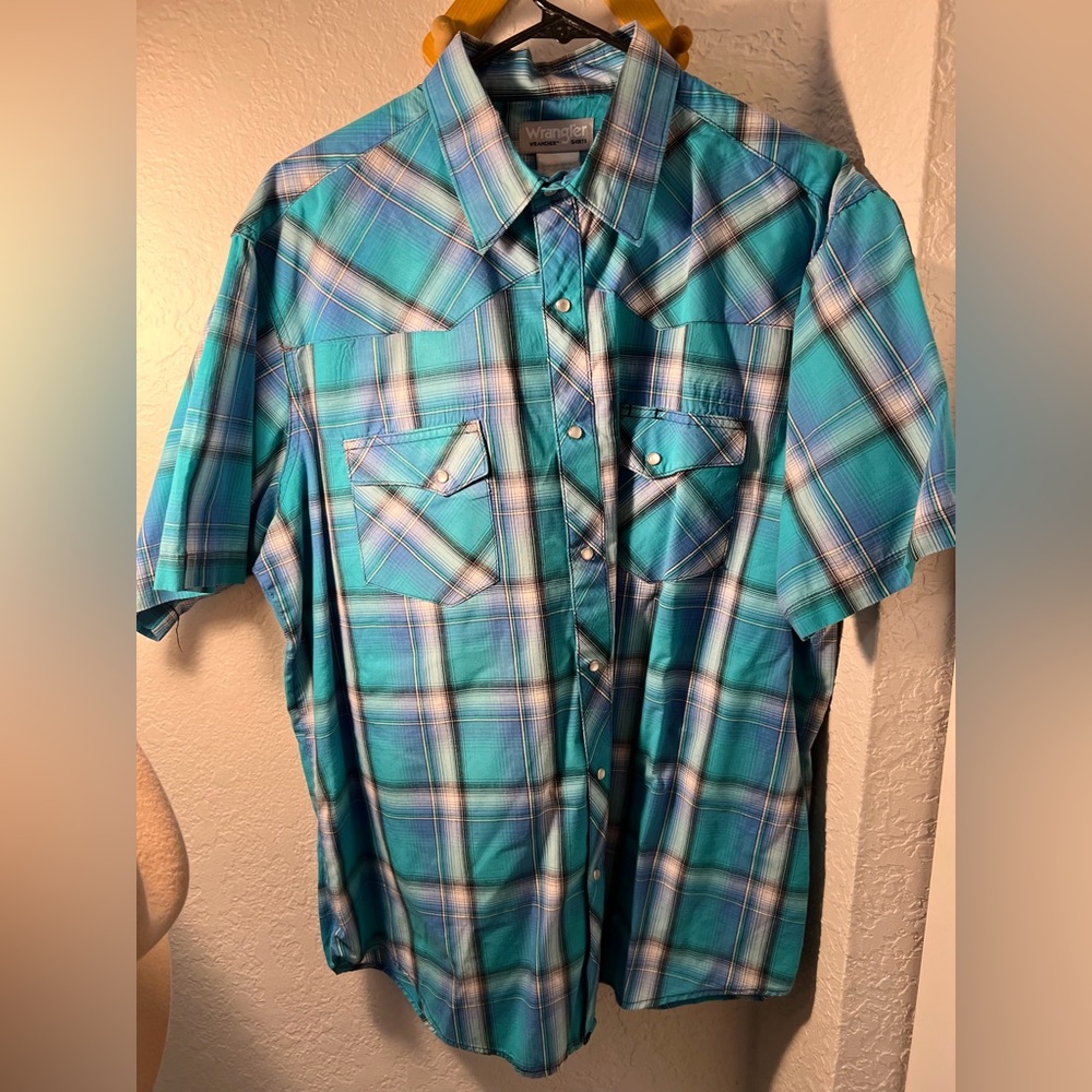 Wrangler shirt sleeve pearl snap